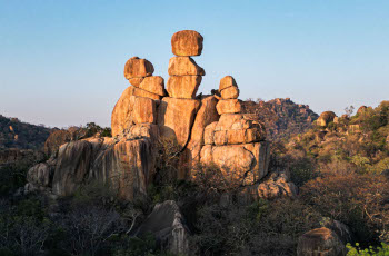  Some of the balancing rocks in the Matopos Hills