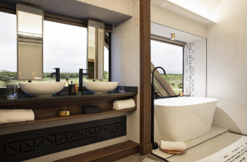 The carriage suite bathrooms maximise the view as well