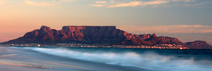 The iconic Table Mountain at sunset