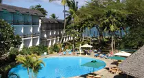 Travellers Beach Hotel